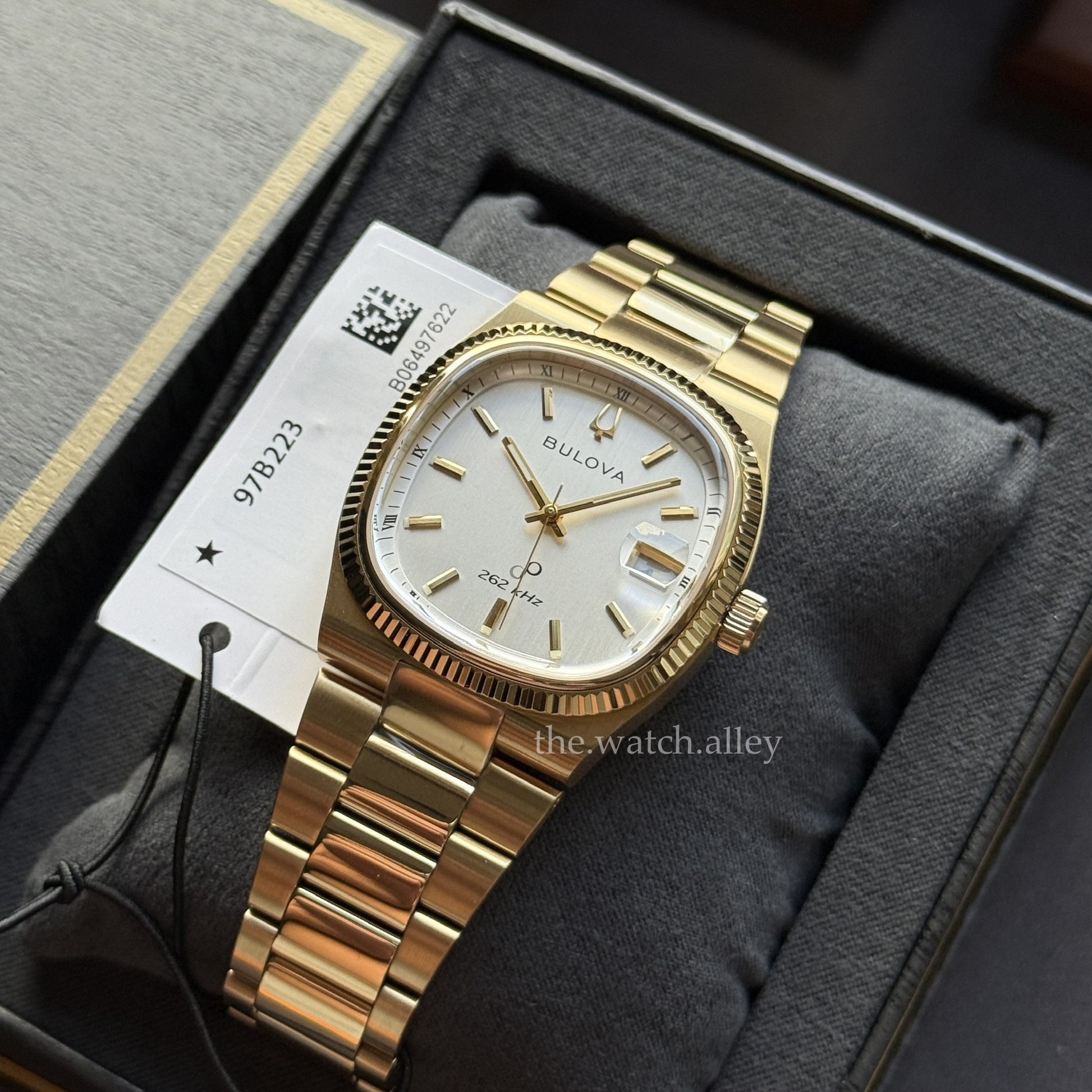 Bulova Bulova Super Seville - Gold Silver / White Dial 97B223 - 262 kHz Precisionist - Retro TV Style