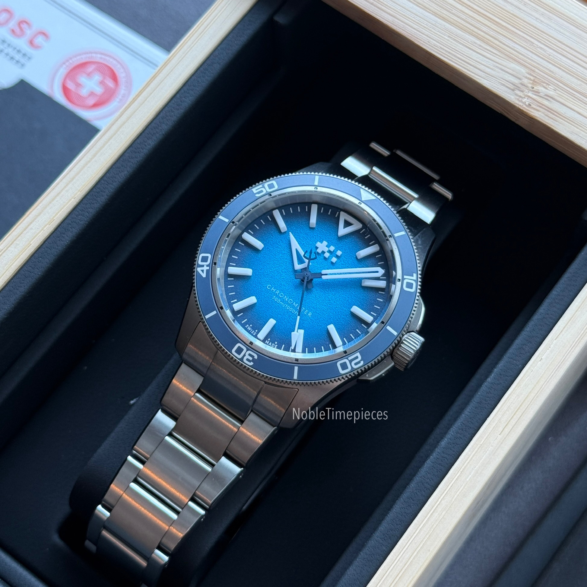 Christopher Ward Christopher Ward C60 Trident Lumière - Blue Ref. C60-41C3H31T0BB0-B0 - Oracle Time Award-Winning COSC Titanium Dive Watch