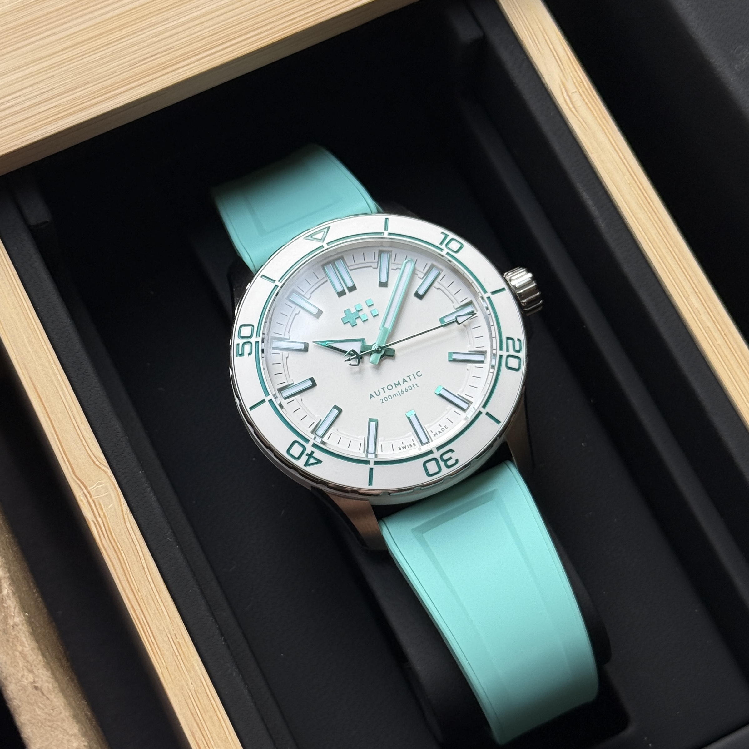 Christopher Ward Christopher Ward C60 Trident Reef 44mm C60‑44A3H31S0WW0‑RV — Acro White