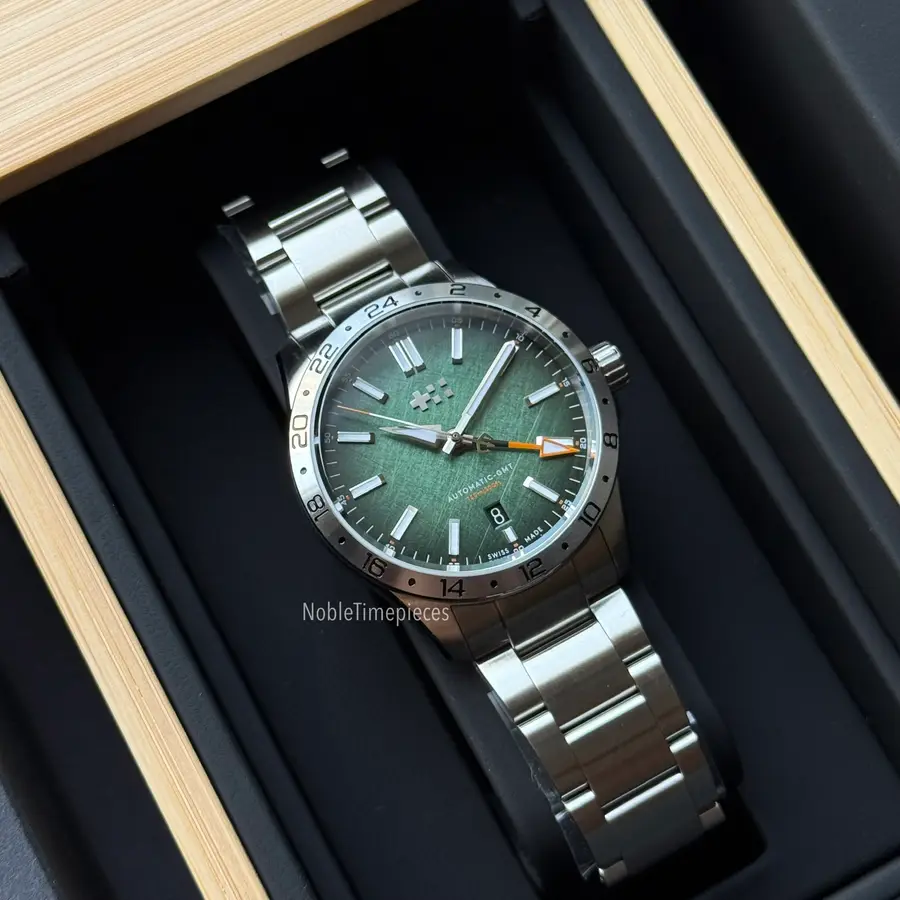 Christopher Ward Christopher Ward C63 Sealander GMT 39mm Hunter Green Dial - Automatic