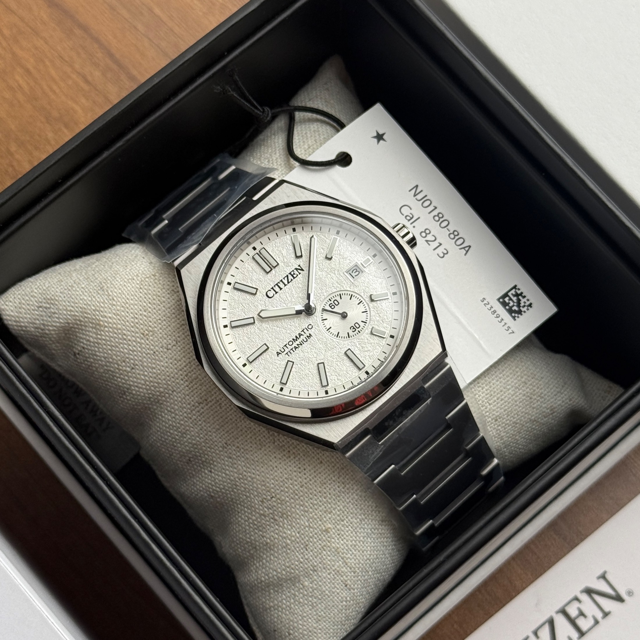 Citizen Citizen Zenshin / Forza Automatic - NJ0180-80A White Textured Dial - Super Titanium