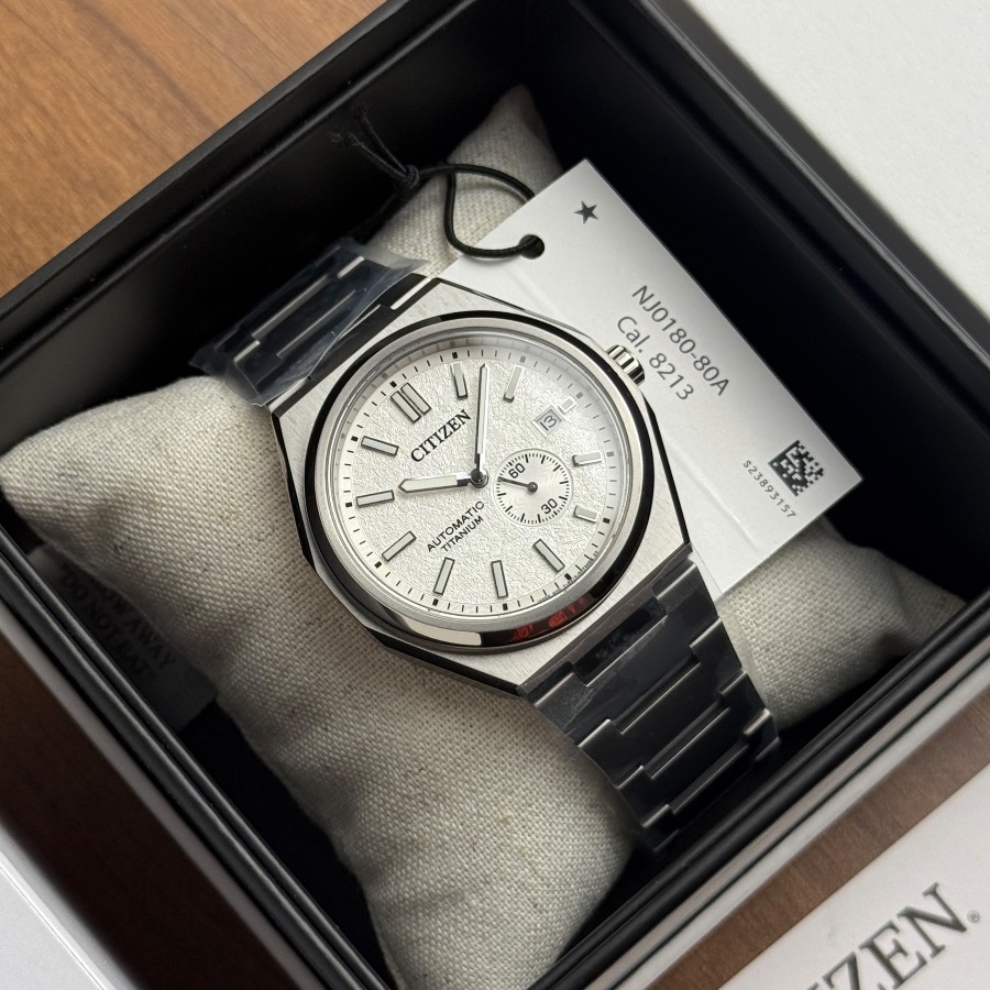 Citizen Citizen Zenshin / Forza Automatic - NJ0180-80A White Textured Dial - Super Titanium