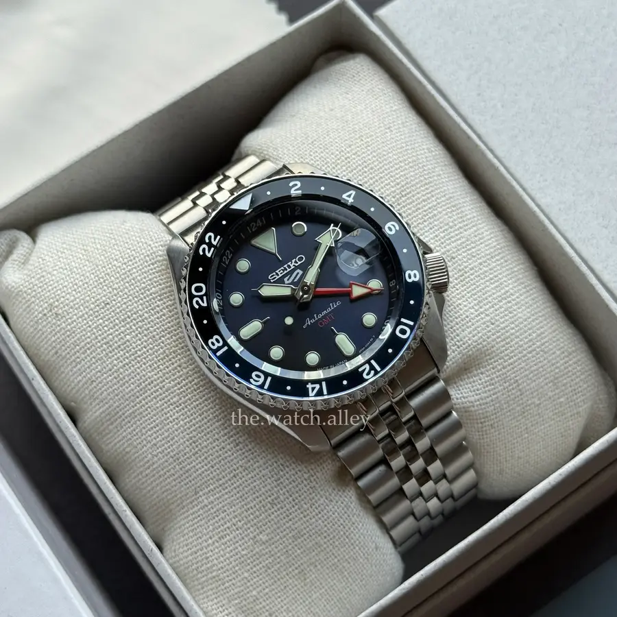 Seiko JDM Seiko 5 Sports GMT - Blue SBSC003 (SSK003) - “Batman”