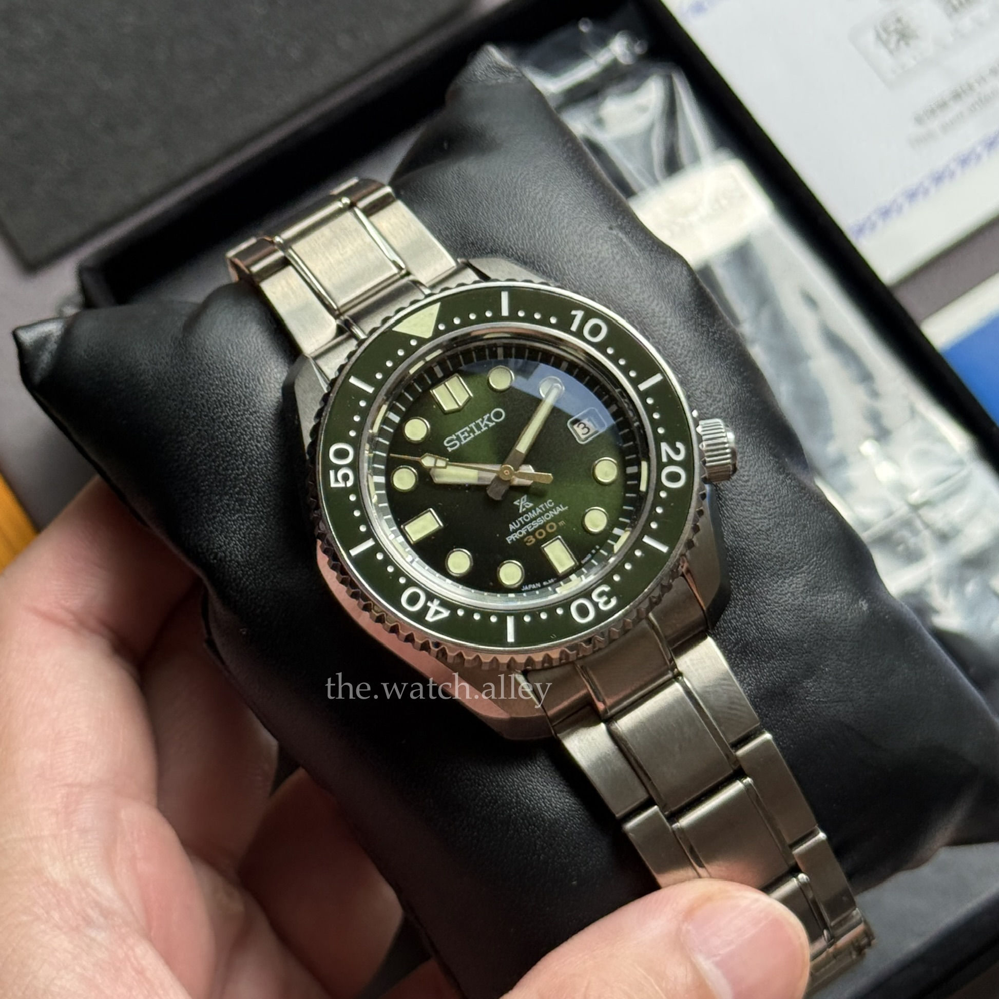 Seiko JDM Seiko MarineMaster Professional 300 - SBDX021 (SLA019) “Deep Forest Green” MM300 Diver’s - 50th Anniversary Limited Edition — Limited to 1,968 Pieces Worldwide