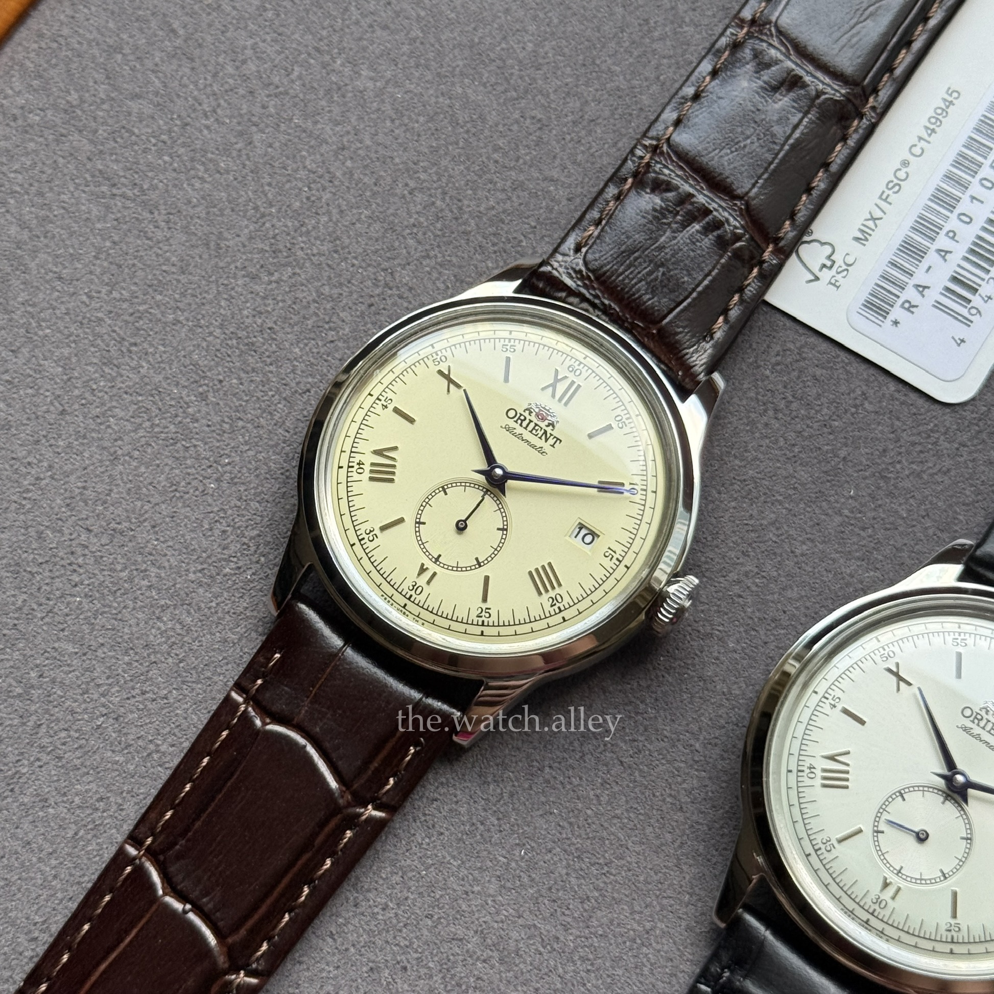 Orient Orient Bambino 38mm - Small Seconds Silver / Ivory Cream Dial - RA-AP0105Y30B
