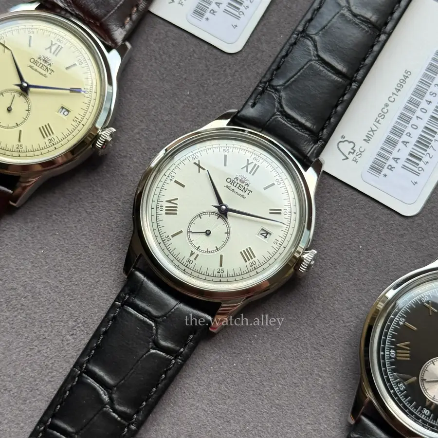 Orient Orient Bambino 38mm - Small Seconds Silver / White Dial - RA-AP0104S30B