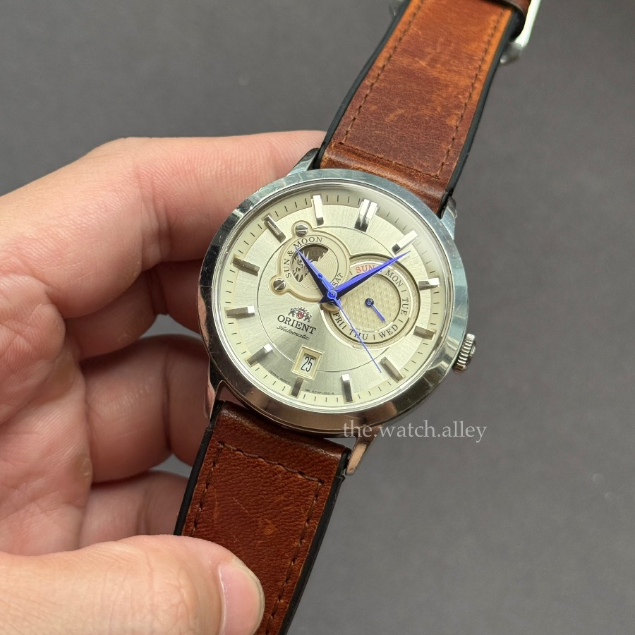 Orient Orient Sun & Moon - Cream / Champagne Dial Contemporary Dress Watch - ET0P003W