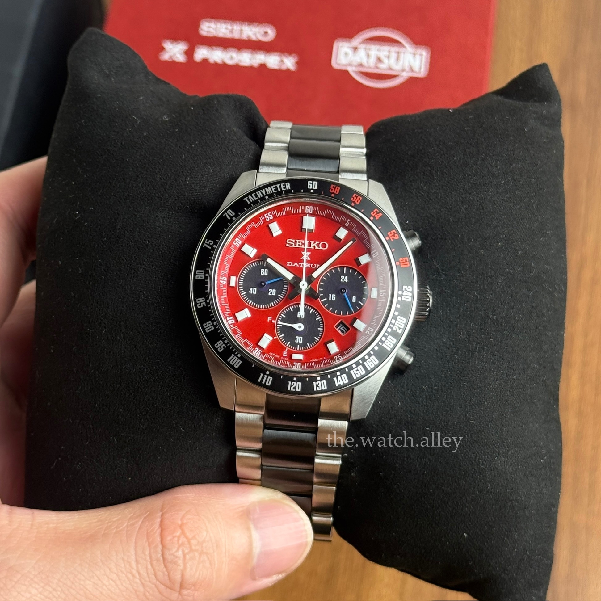 Seiko RARE JDM Seiko Prospex Speedtimer x Datsun 240Z - SBDL123 Red / Black Solar Chronograph - Japan Limited Edition 300pcs