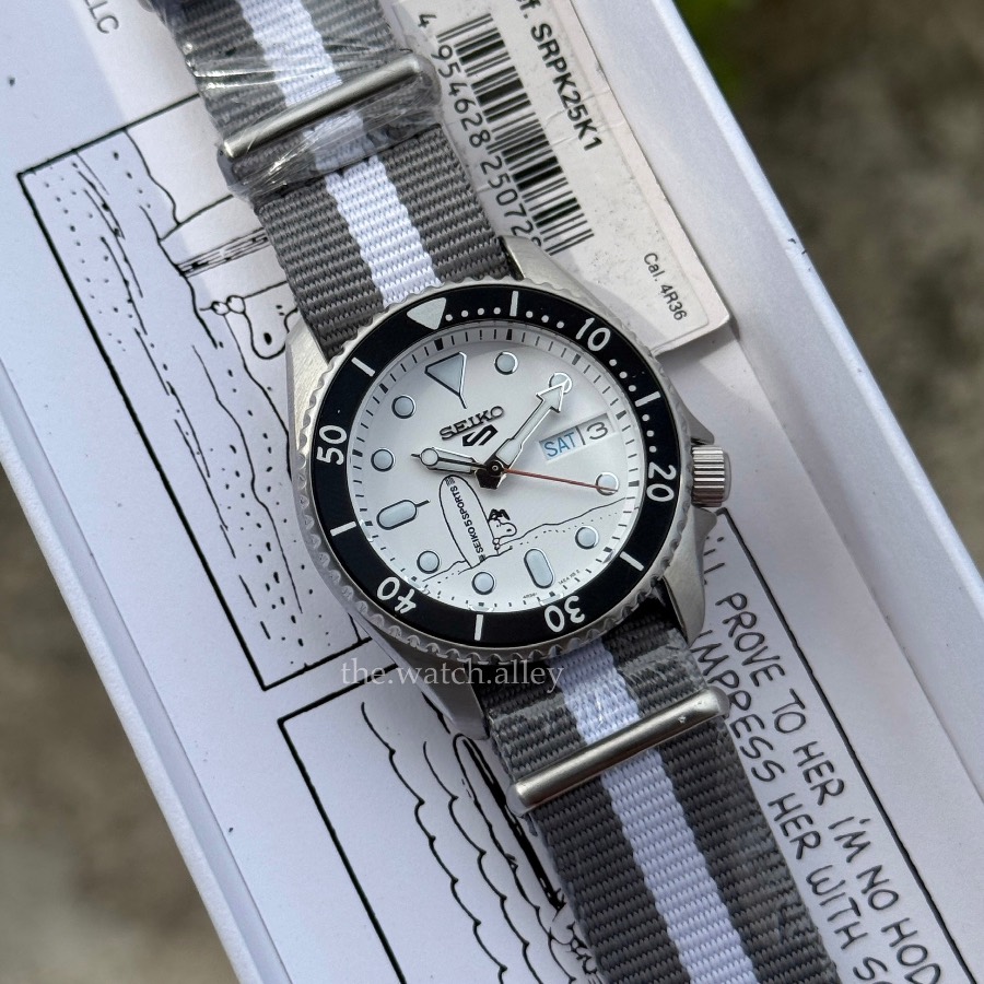 Seiko RARE Seiko 5 Sports x PEANUTS Snoopy - SRPK25 / SRPK25K1 “Snoopy Surfboard” - 55th Anniversary Limited Edition 8,900pcs