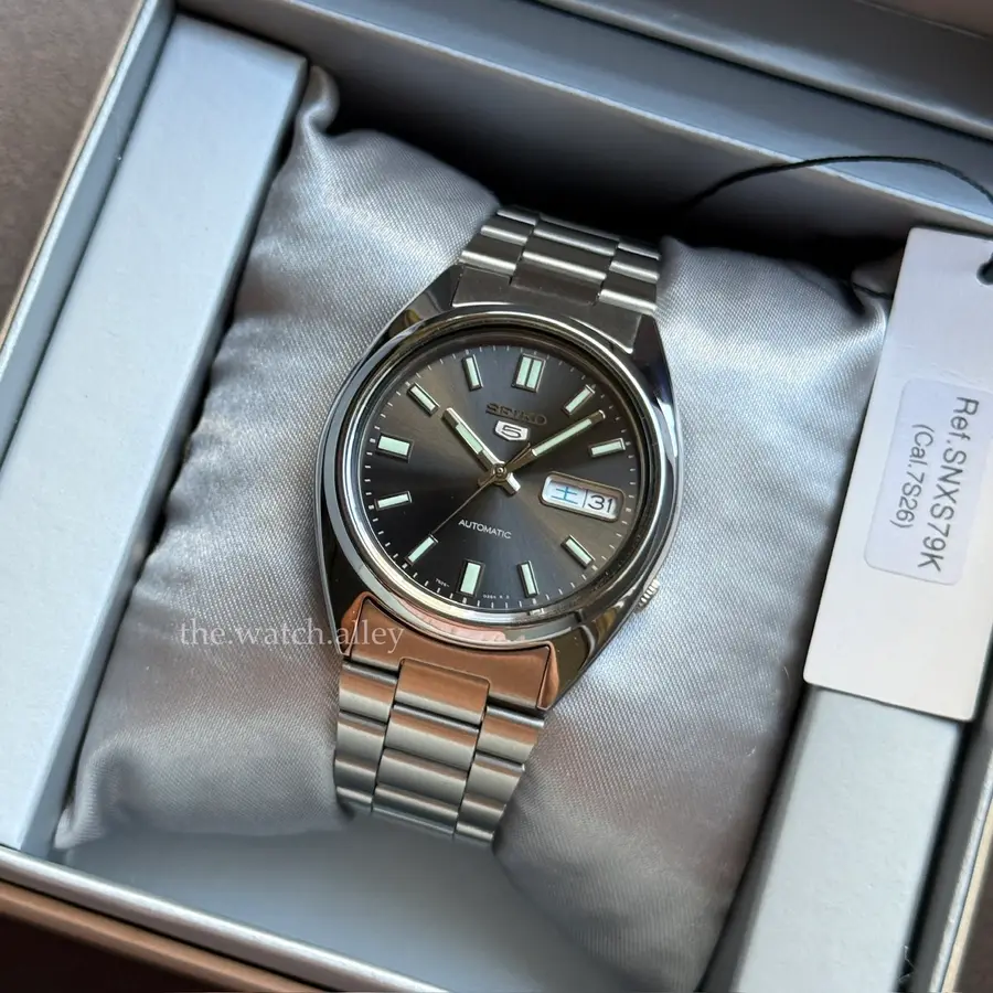 Seiko Seiko 5 Classic - SNXS79 / SNXS79K1 Black / Charcoal Gray - Dress Watch