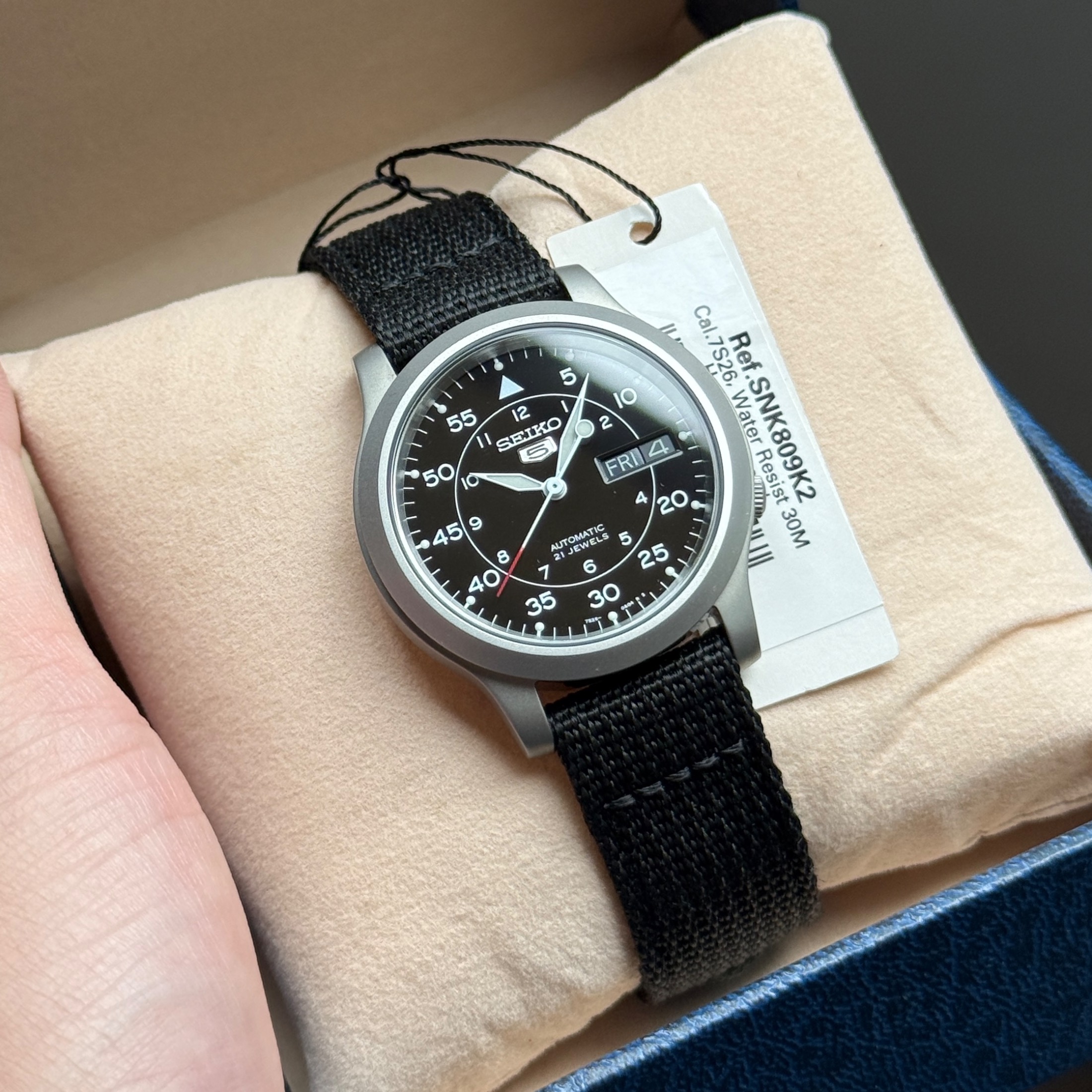 Seiko Seiko 5 - SNK809 / SNK809K2 Black Dial / Black Nylon Strap - Field Watch