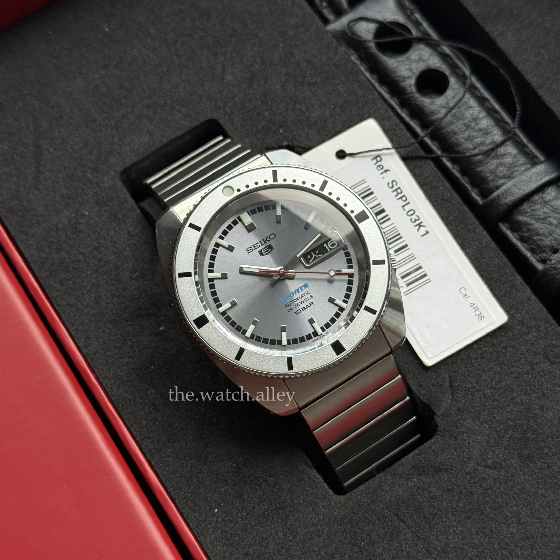 Seiko Seiko 5 Sports - “Ash Blue” SRPL03 / SRPL03K1 - 1968 Heritage Design Recreation- Limited Edition 9,999pcs