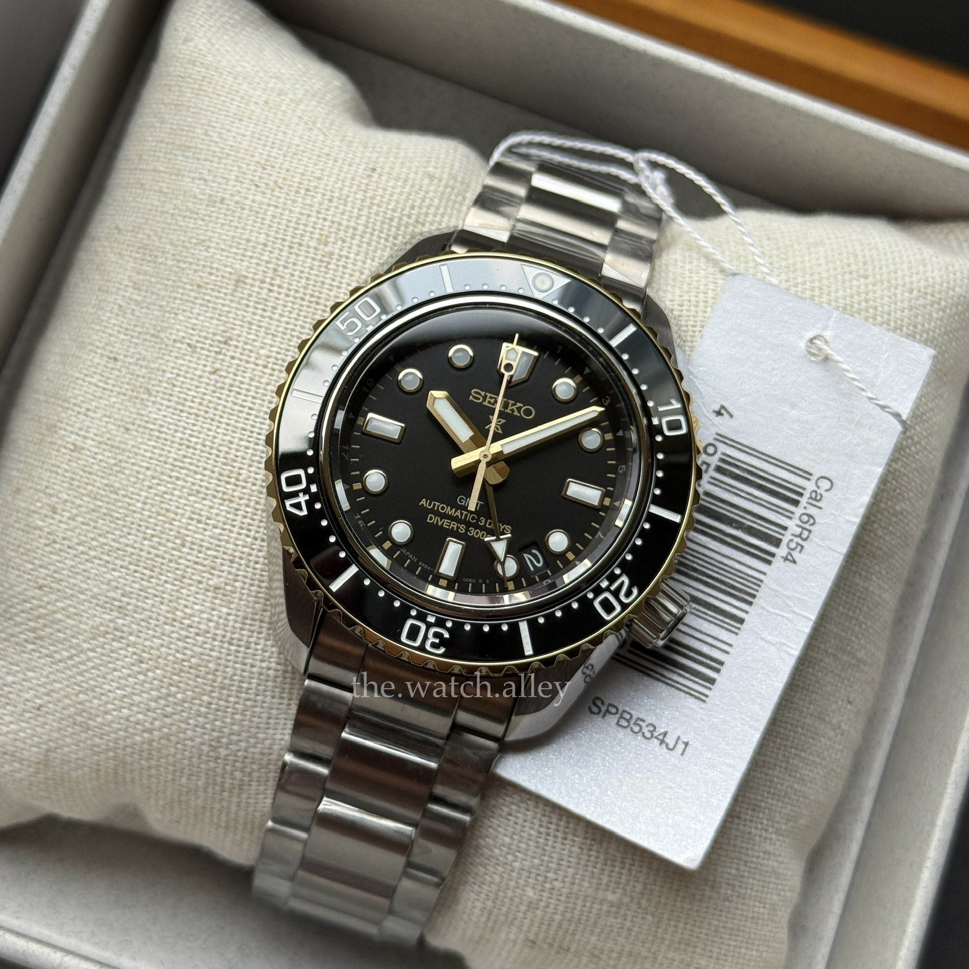 Seiko Seiko Prospex 1968 Heritage Diver’s GMT SPB534 / SPB534J1 “Seashadow” Seiko Boutique Limited Edition - 500pcs
