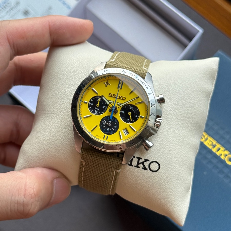 Seiko Seiko x JR West - Shinkansen Dr. Yellow 20th Anniversary Class 923 Limited Edition 5,000pcs - Chronograph